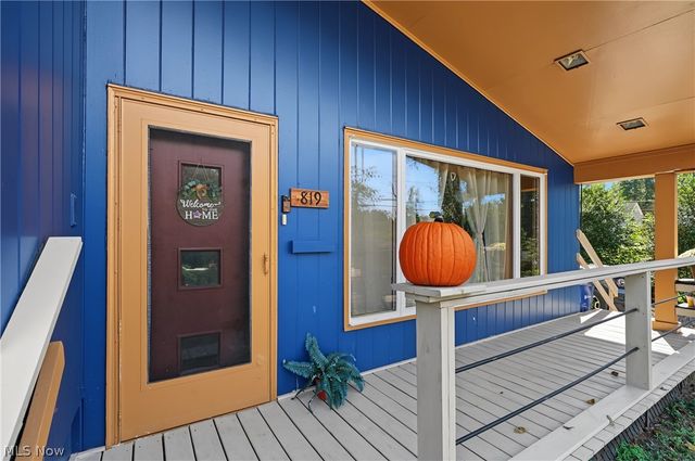 819 Sunset View Boulevard, Tallmadge, OH 44278