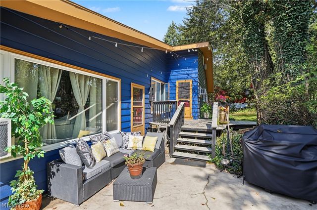 819 Sunset View Boulevard, Tallmadge, OH 44278