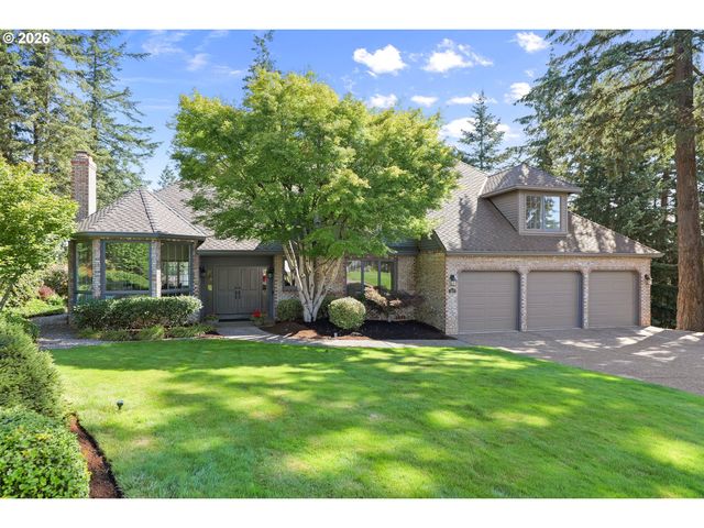 1607 ARRAN Ct, West Linn, OR 97068