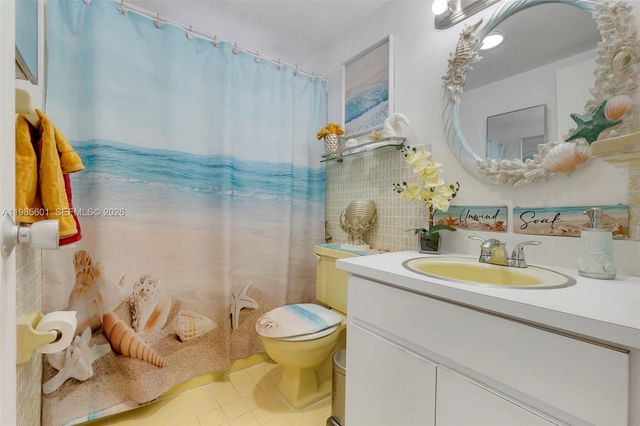 11685 Canal Dr 110, North Miami, FL 33181