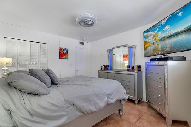 11685 Canal Dr 110, North Miami, FL 33181