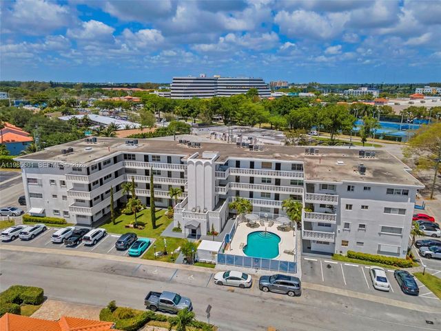 11685 Canal Dr 110, North Miami, FL 33181