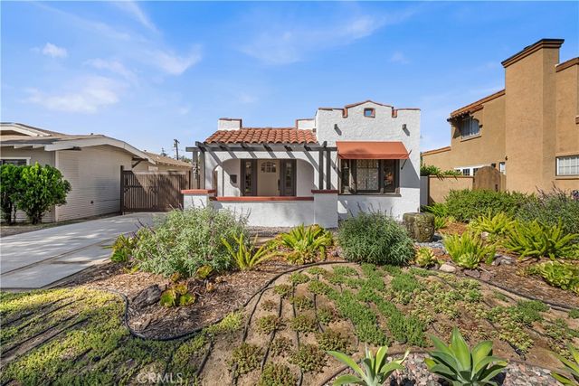 321 Drake Avenue, Fullerton, CA 92832