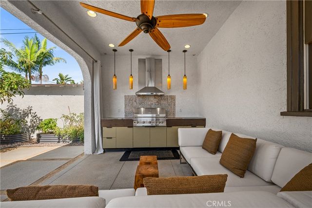 321 Drake Avenue, Fullerton, CA 92832