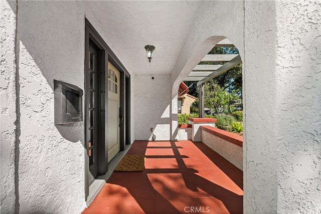 321 Drake Avenue, Fullerton, CA 92832