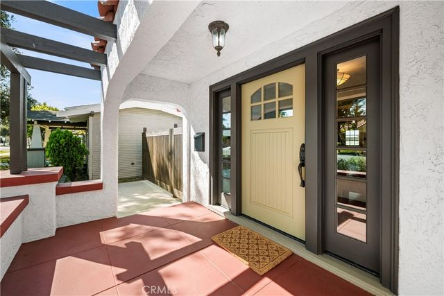 321 Drake Avenue, Fullerton, CA 92832