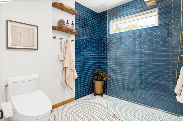 628 Kern St, Richmond, CA 94805