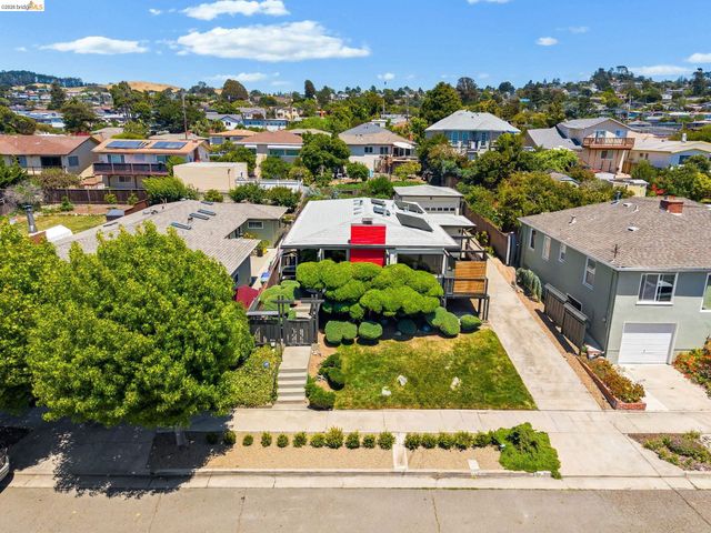 628 Kern St, Richmond, CA 94805