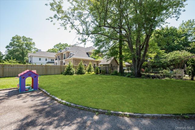 84 Allenwood Road, Great Neck, NY 11023