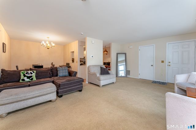 26 Greenview Lane 26, Milford, CT 06461
