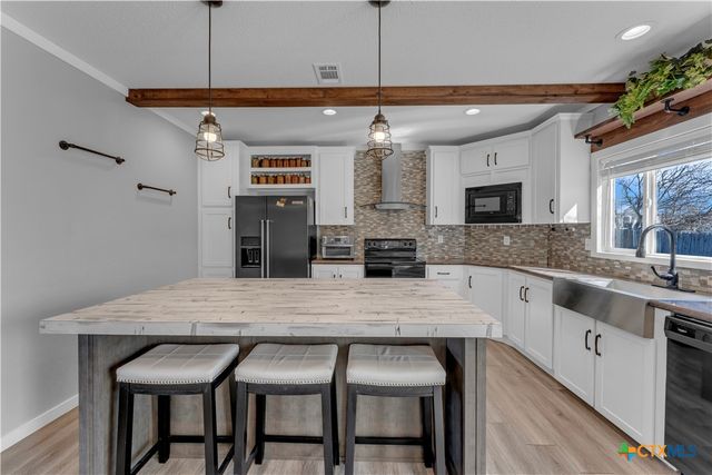 1107 Seneca Drive, Burnet, TX 78611