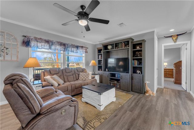 1107 Seneca Drive, Burnet, TX 78611