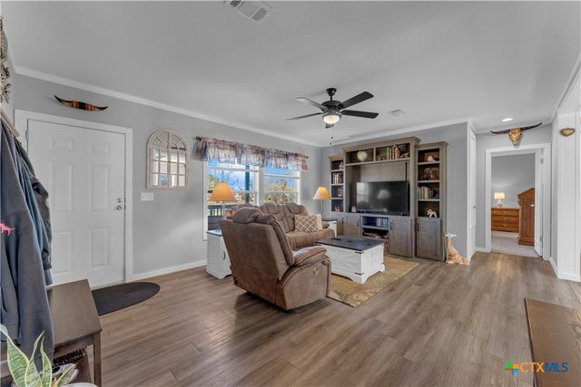 1107 Seneca Drive, Burnet, TX 78611