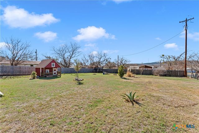 1107 Seneca Drive, Burnet, TX 78611