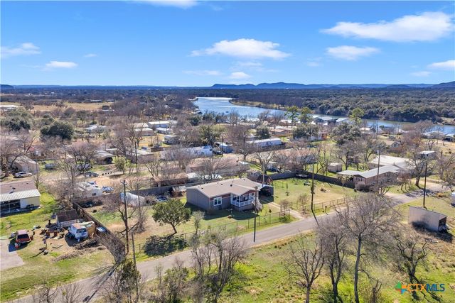 1107 Seneca Drive, Burnet, TX 78611