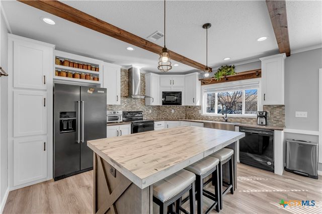 1107 Seneca Drive, Burnet, TX 78611