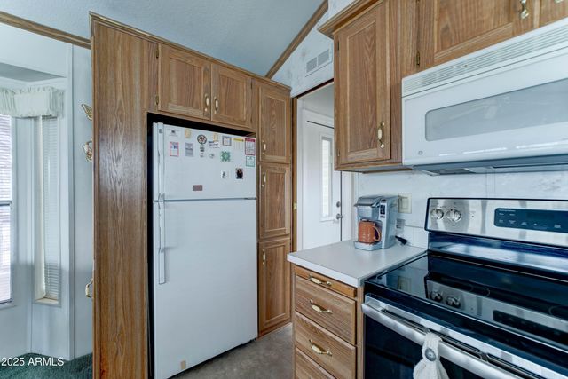 111 S GREENFIELD Road 822, Mesa, AZ 85206