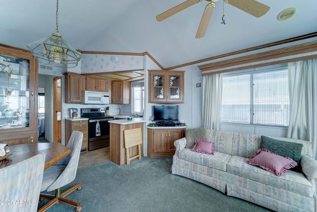 111 S GREENFIELD Road 822, Mesa, AZ 85206