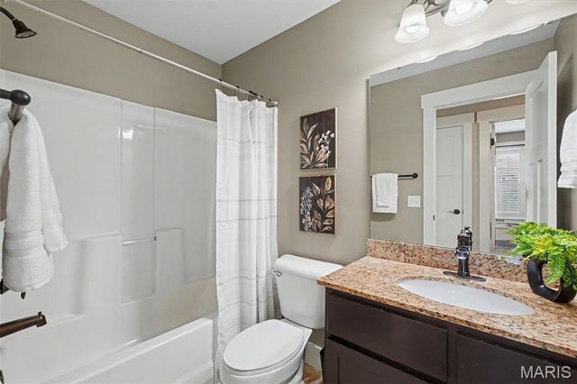 223 Hartford Glen Court, Wentzville, MO 63385