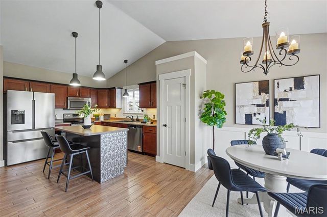 223 Hartford Glen Court, Wentzville, MO 63385