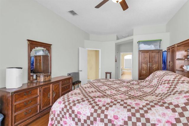 8303 CORAL CREEK LOOP, Hudson, FL 34667