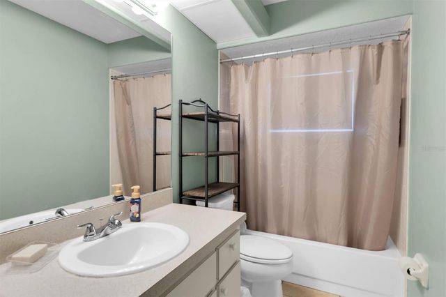 8303 CORAL CREEK LOOP, Hudson, FL 34667