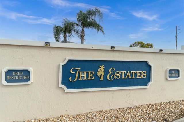 8303 CORAL CREEK LOOP, Hudson, FL 34667