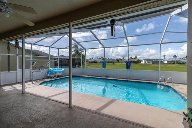 8303 CORAL CREEK LOOP, Hudson, FL 34667