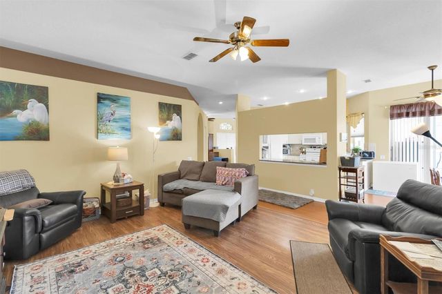 8303 CORAL CREEK LOOP, Hudson, FL 34667