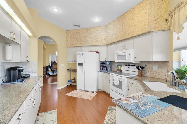8303 CORAL CREEK LOOP, Hudson, FL 34667
