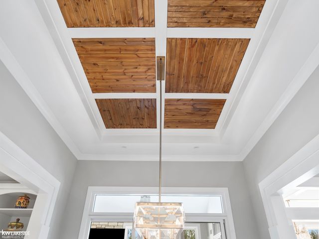 5769 Cotswold Drive 16, Washington Twp, MI 48094