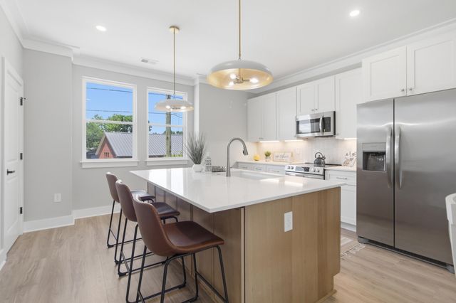 2009 Arbutus Avenue, Charleston, SC 29405