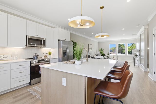 2009 Arbutus Avenue, Charleston, SC 29405
