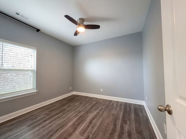 309 Cedar Glade Ct, Lebanon, TN 37090