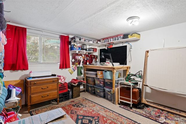 1616 SW Thistle Street, Seattle, WA 98106