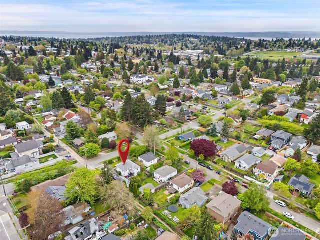 1616 SW Thistle Street, Seattle, WA 98106