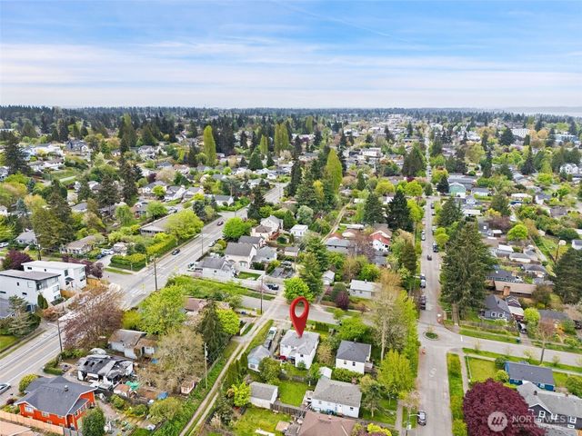 1616 SW Thistle Street, Seattle, WA 98106