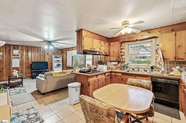 103 Pine Knoll Drive, Greenville, SC 29609