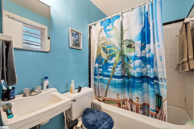 103 Pine Knoll Drive, Greenville, SC 29609