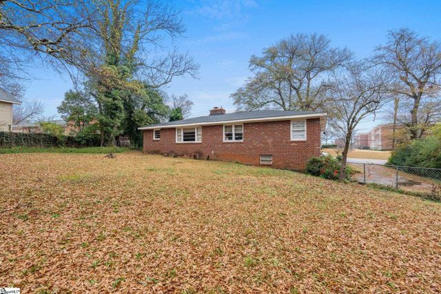 103 Pine Knoll Drive, Greenville, SC 29609