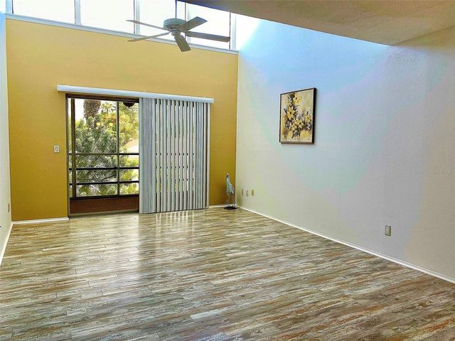 729 CAPRI ISLES BOULEVARD 216, Venice, FL 34292