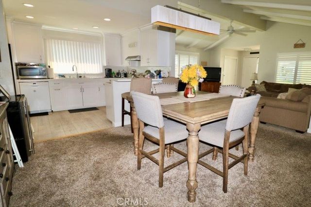 1609 Canyon Lake 137, Santa Ana, CA 92705