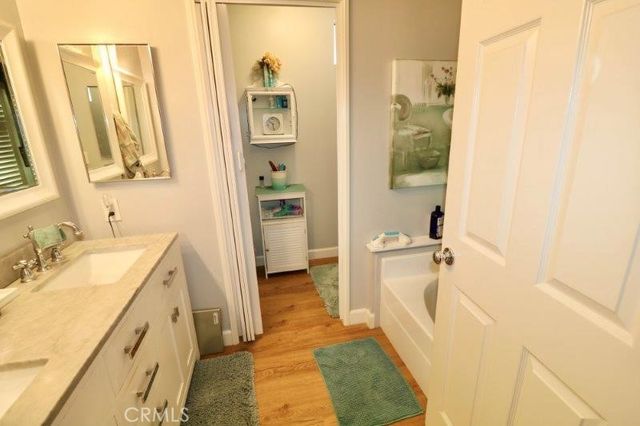 1609 Canyon Lake 137, Santa Ana, CA 92705