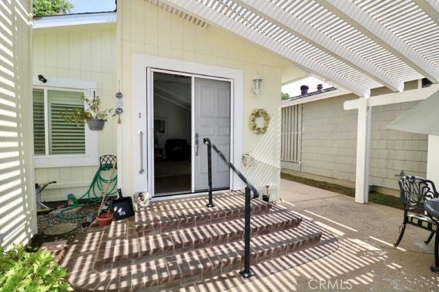 1609 Canyon Lake 137, Santa Ana, CA 92705