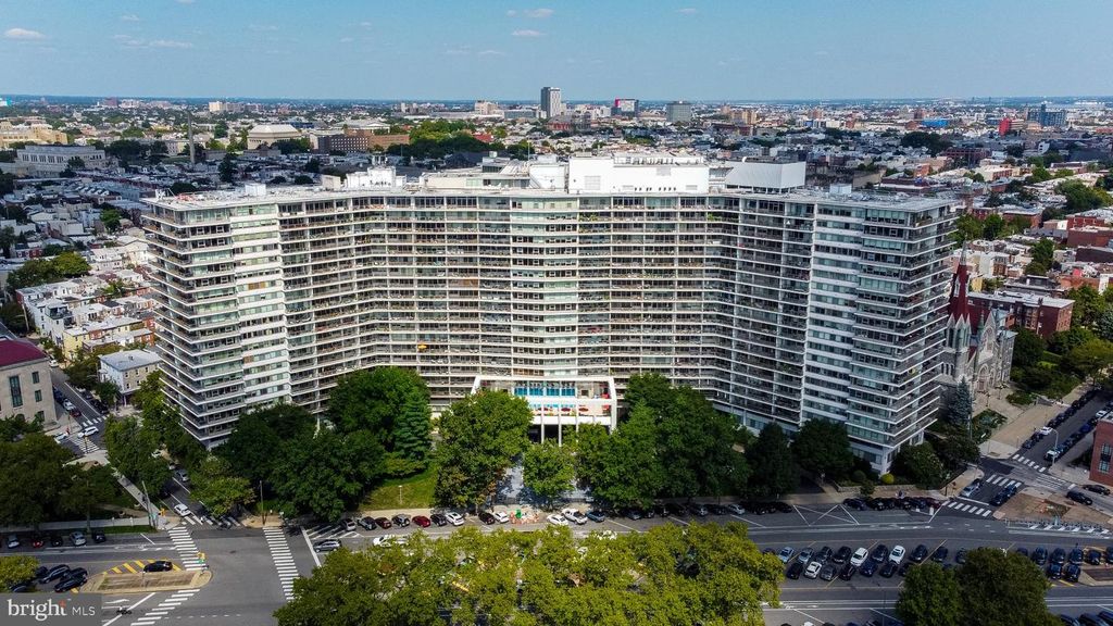 2401 PENNSYLVANIA AVE #7B26, Philadelphia, PA 19130 — exterior