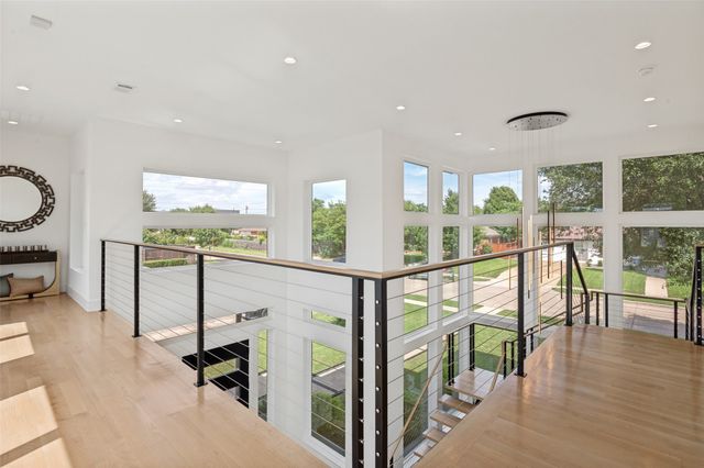 9915 Hurley Way, Dallas, TX 75220