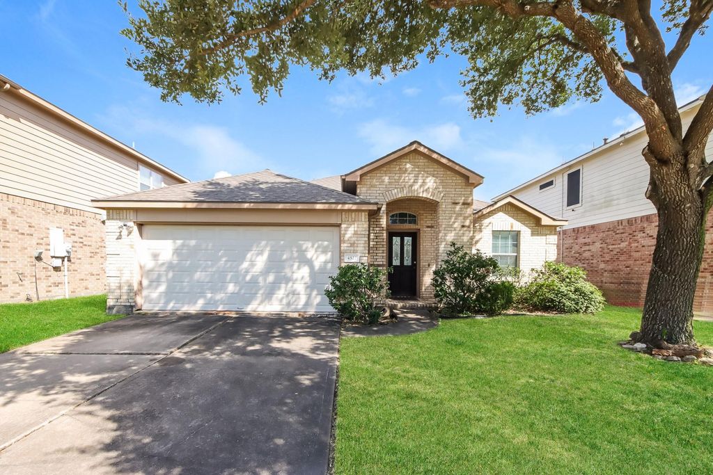 4522 Marquis Avenue, Baytown, TX 77521