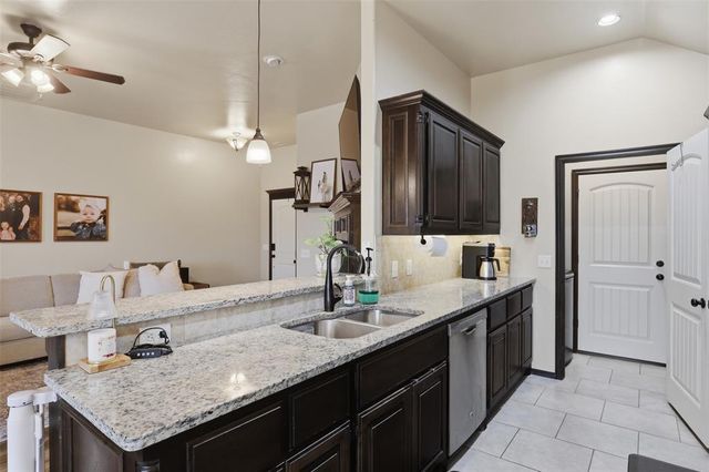 8705 SW 36th Street, Mustang, OK 73179