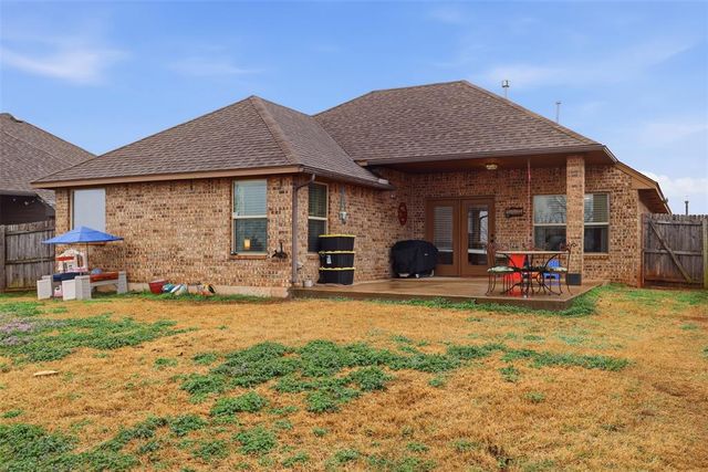 8705 SW 36th Street, Mustang, OK 73179