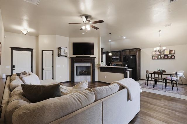 8705 SW 36th Street, Mustang, OK 73179